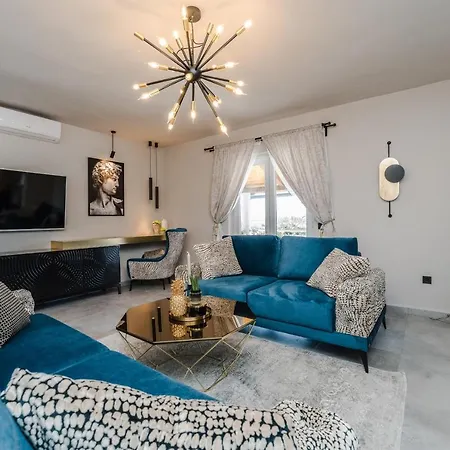 Paulina With A Heated Pool- By Ta Leut Agency Villa Privlaka (Zadar)